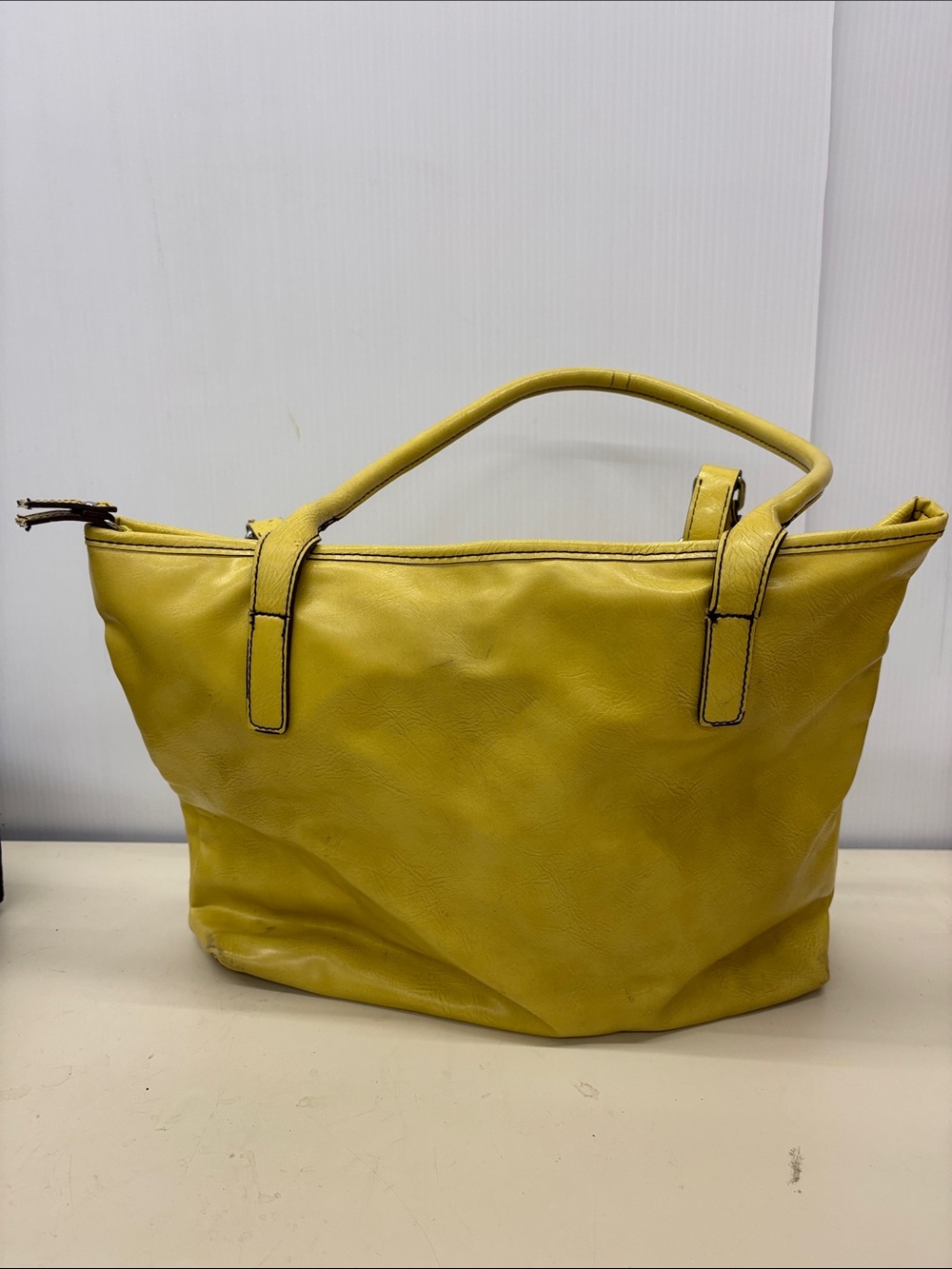 Easy Spirit Yellow Leather Tote with Contrast Trim - Picture 4 of 7